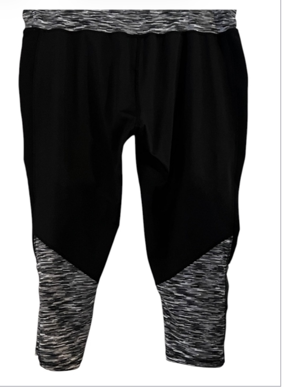 Game Time Black Space Dye Grey Crop Capri Workout Leggings Plus Size 1X